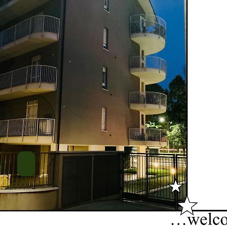 Un Punto A Verona Bagian luar foto